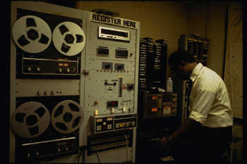 Bob Slade records a cart